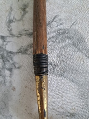 RARE GOLF DESIGN ROLLSON BRASS AND HICKORY PUTTER, RIGHT HANDED, 35" LONG - Picture 5 of 6