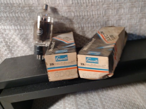 Juego de 2 tubos electrónicos Bradford 6dq5 nuevos stock antiguo - Imagen 2 de 2