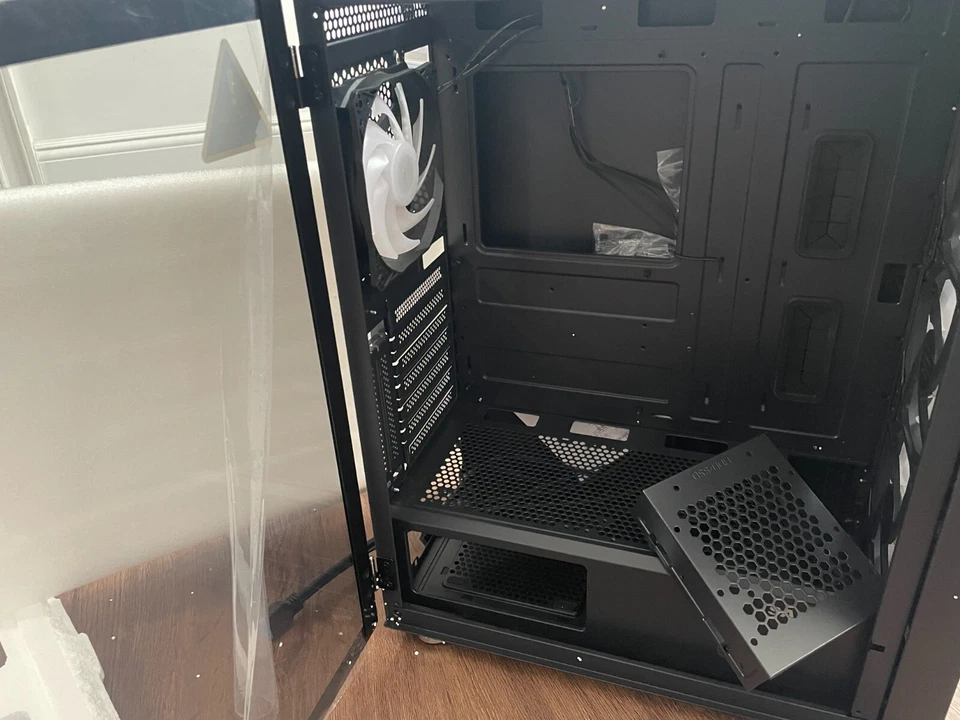 Black Mid Tower Gaming Computer Case, 4 X Fan Pre-Installed SIZE:7.5 x19x15 #09B - Image 4 of 4