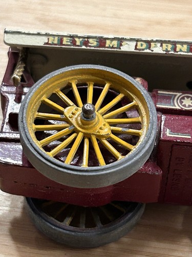 Two Fowler Showmans Diecast Traction Engines No9 - Picture 12 of 24