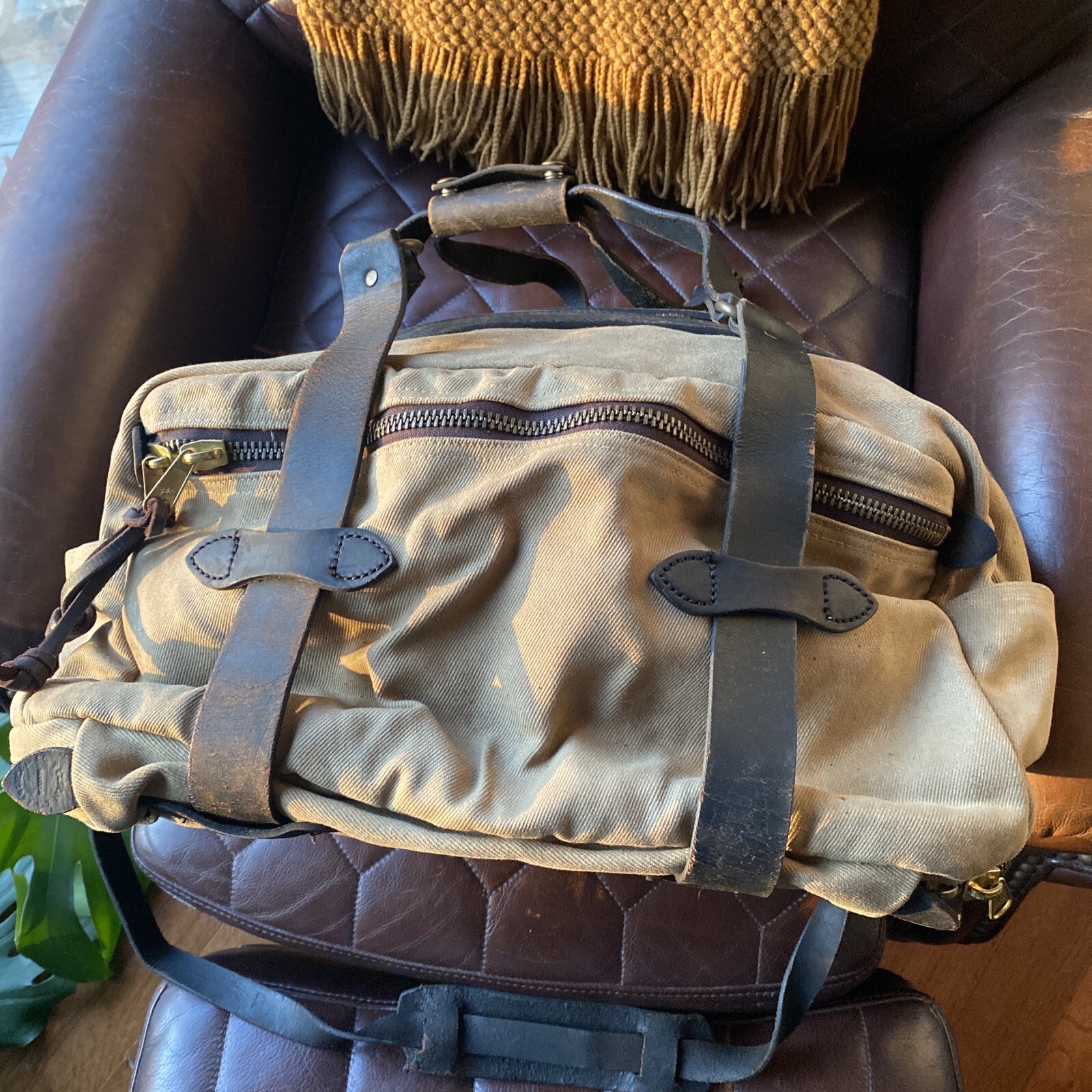 Filson Large Rugged Twill Outfitter Bag Khaki Dis… Gem