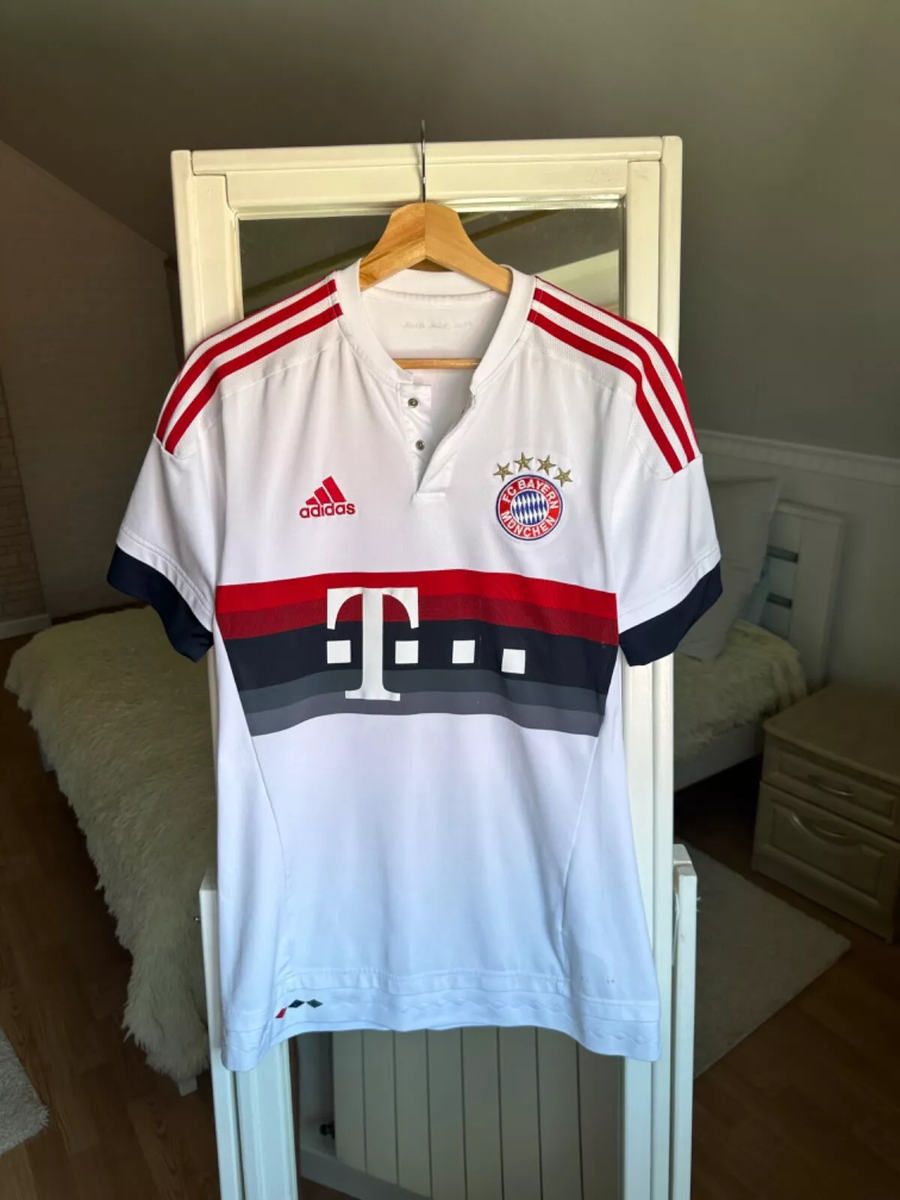Bayern Munich Muller Away Football Shirt 2015 - 2016 | eBay