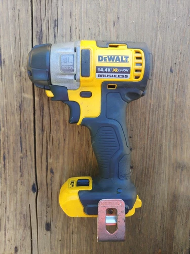 Dewalt impact driver DCF825 VERY RARE Excellnt working order Made 2012 COLLECTOR - Picture 5 of 6