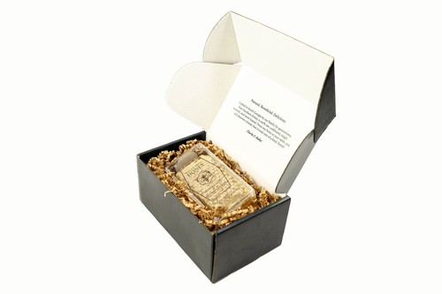 Raw Honeycomb Gift Box by Pure Southern Honey - Picture 4 of 4