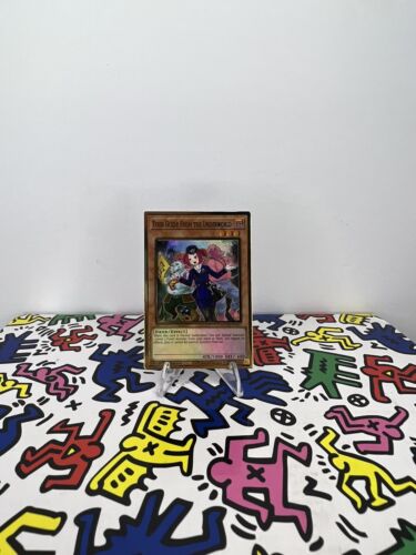Yu-Gi-Oh! TCG - Tour Guide From The Underworld MAGO-EN019 Gold Rare 1st Ed - NM - 第 1/3 張圖片