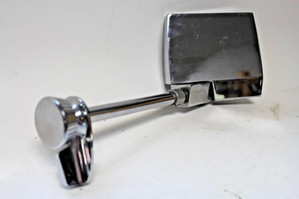 Espejo retrovisor lateral izquierdo cromado 3805 1965 Ford Galaxie/Fairlane Conv. HT (585) Foto 2 de 4