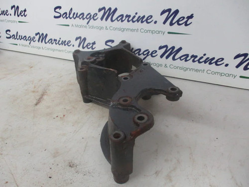 Volvo Penta 8.1GXI-Alternator/Hydraulic Drive Pump Bracket #12558985 - Picture 3 of 5