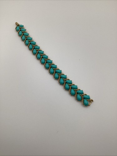 Vintage Crown Trifari Turquoise Lucite Link Bracelet Gold Tone 1960s Signed