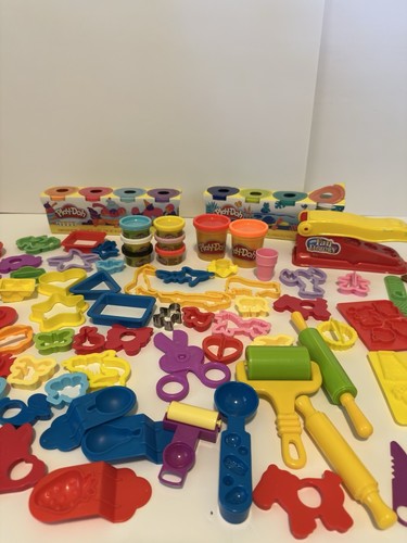 Massives Play-Doh Set - 80+ Werkzeuge, Formen, Schneider + 12 NEUE Wannen PlayDoh, groß