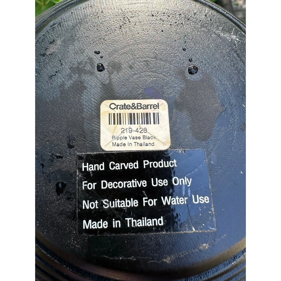 Juego de 2 jarrones tallados a mano de granero de cerámica/madera de Maia negra/resina  Foto 4 de 4