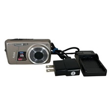 Kodak EasyShare M550 12MP Digital Camera 5x Optical Zoom Gold with Charger