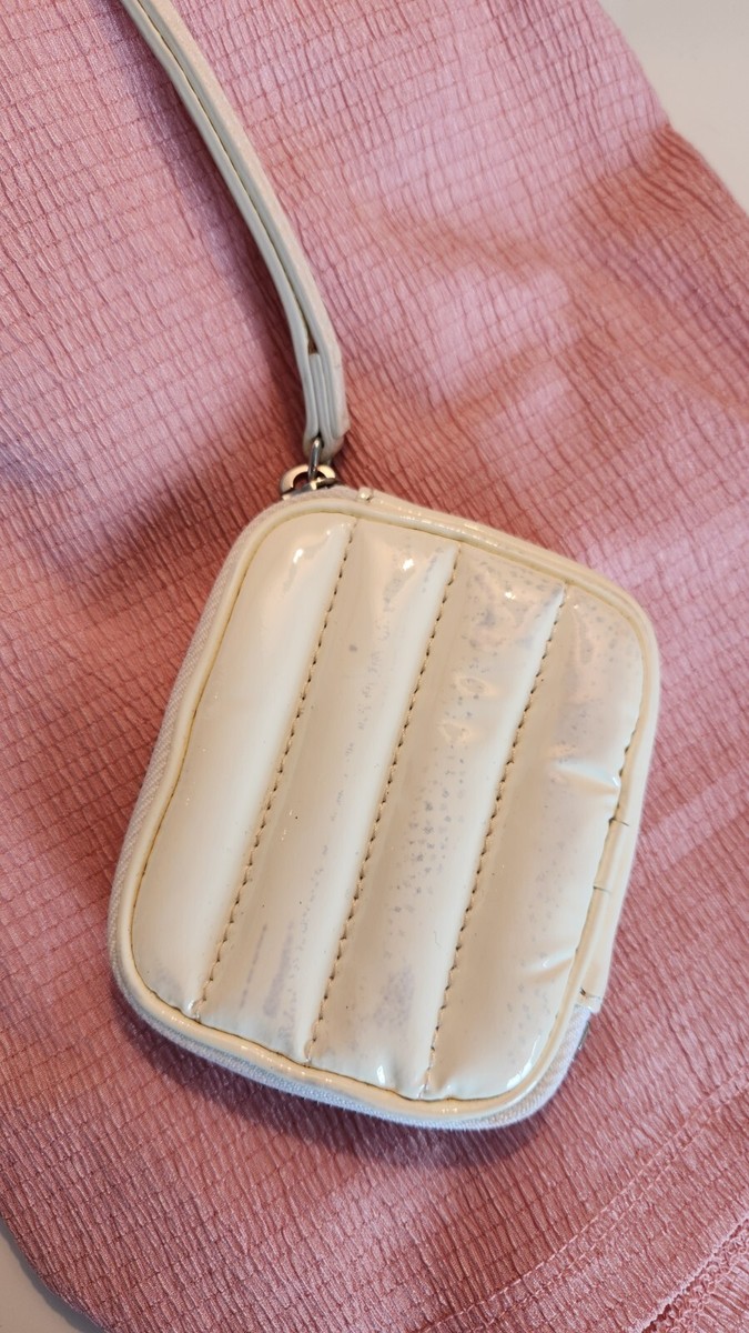 【SALE】BURBERRY ホワイト キーケース BURBERRY BRINDLEY White Leather Ziggy Wristlet Coin Key Case