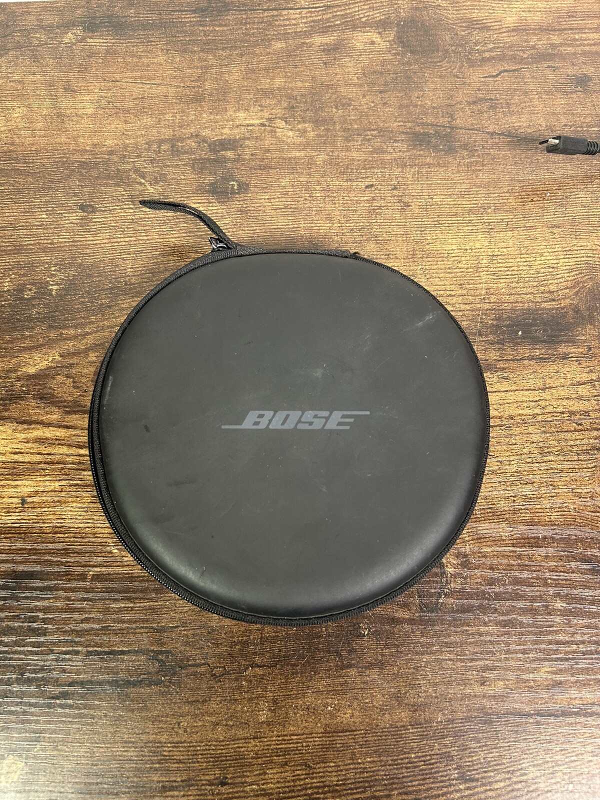 BOSE QC30 QuietControl 30 OEM Hard Round Case Only-image