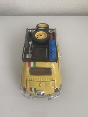Authentic FIAT 500 Burago GOLD COLLEZIONE 1:16 (From Bari to