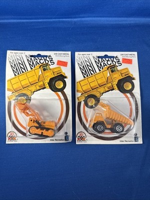LOT of 2 Zee Toys 1981 Mini Macks Die Cast Truck Loader Dump Truck Construction