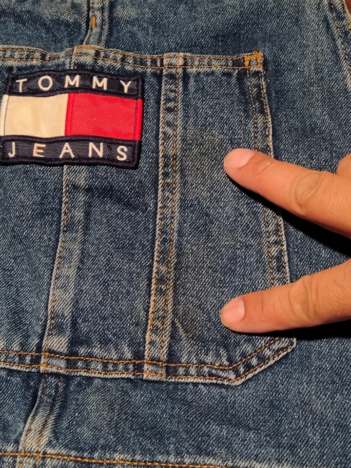 Mono con tirantes Tommy Hilfiger de colección años 90 para hombre azul medio suelto logotipo hip hop Foto 3 de 4