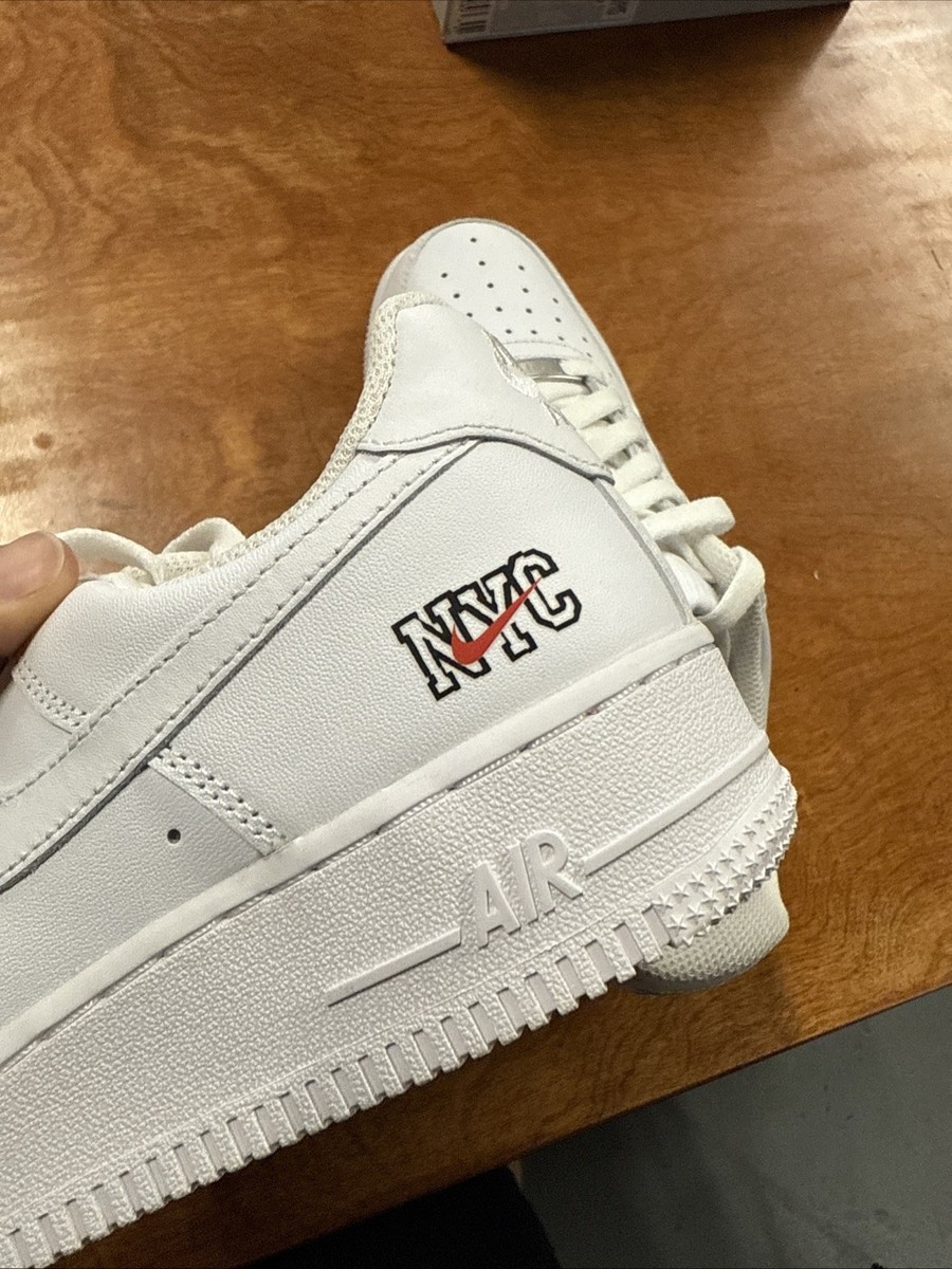Nike Air Force 1 '07 Retro Low 'Triple White - NYC' Size 6.5