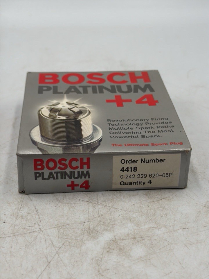 BOSCH 4418 platinum 4 spark plugs set 4 NEW
