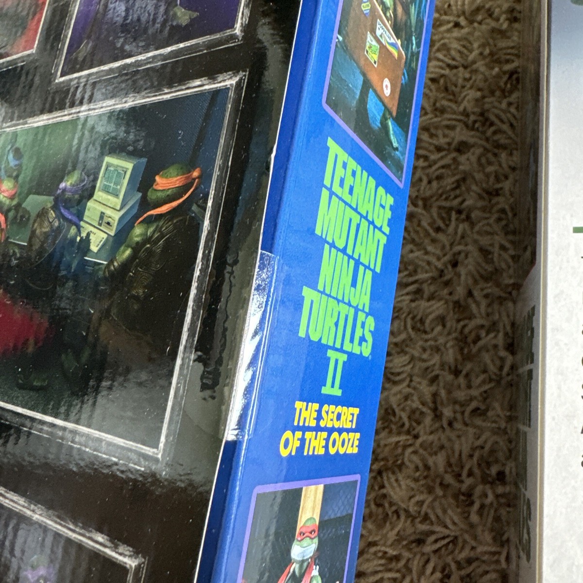 Neca Teenage Mutant Ninja Turtles 4 pack Secret Of The Ooze 2 VHS