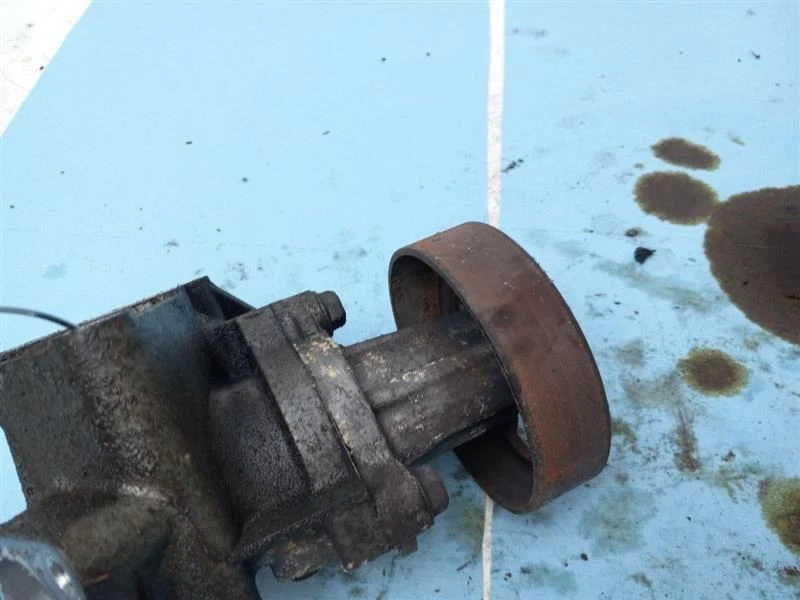 Nissan Altima 2011 bomba de agua Foto 4 de 4