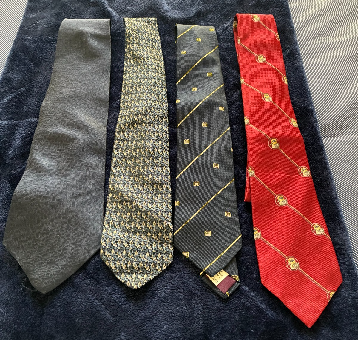 Picture 1 of 5
