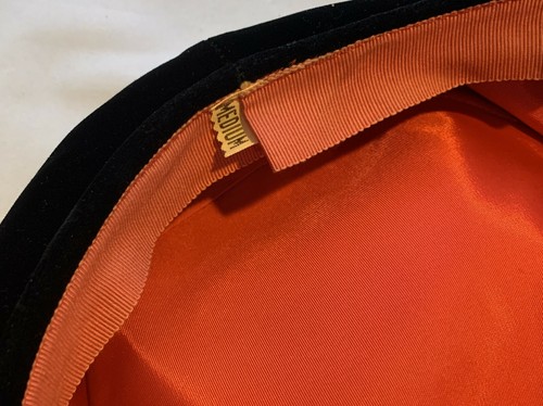 VINTAGE BLACK VELVET WOMEN'S HAT - Picture 7 of 7