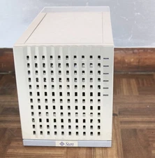 Sun 711 SCSI 12 Bay HDD Enclosure 599-2061-01 w/(7) 5402730-03, 5402936-02