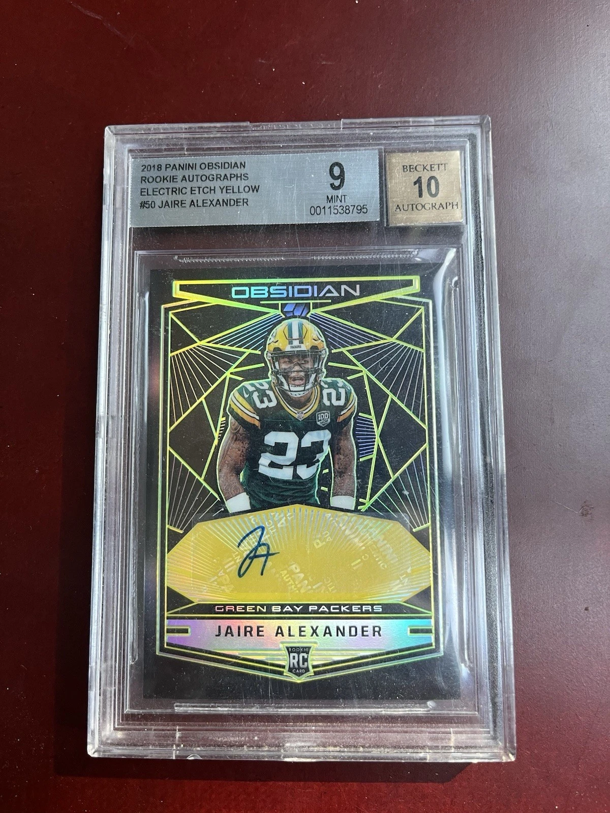 Jaire Alexander Panini Obsidian Rookie Autographs #RKAJA Electric Etch Yellow