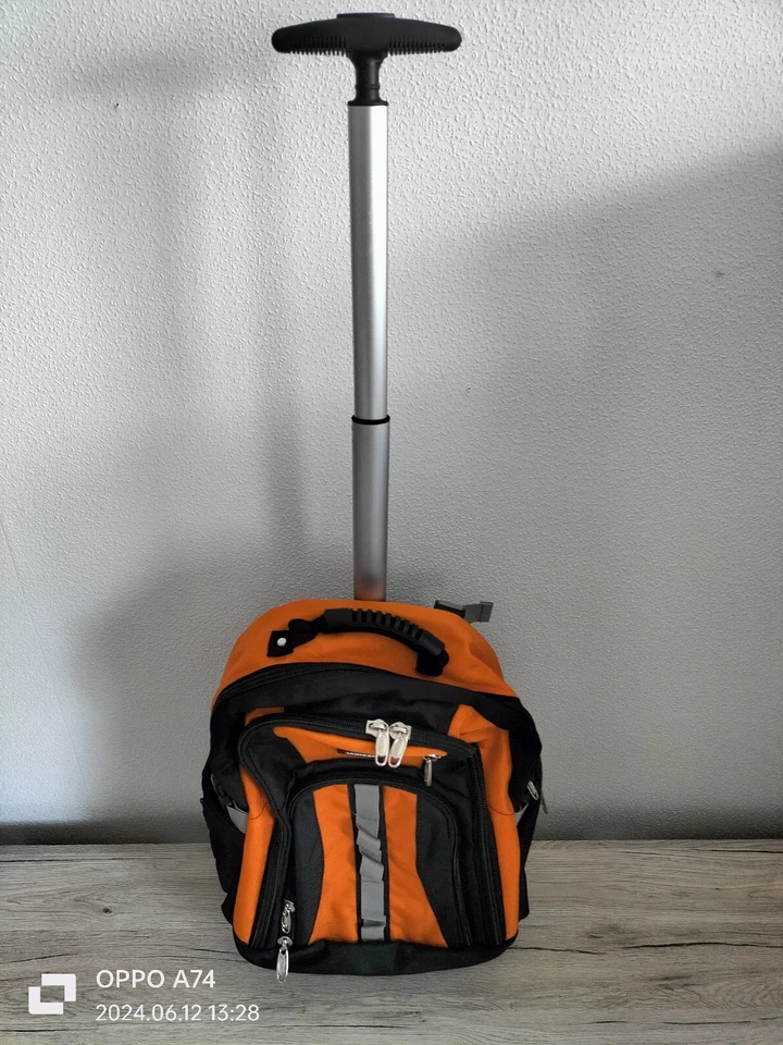 Multifunktionaler Rucksack mit Rollen**Neu**