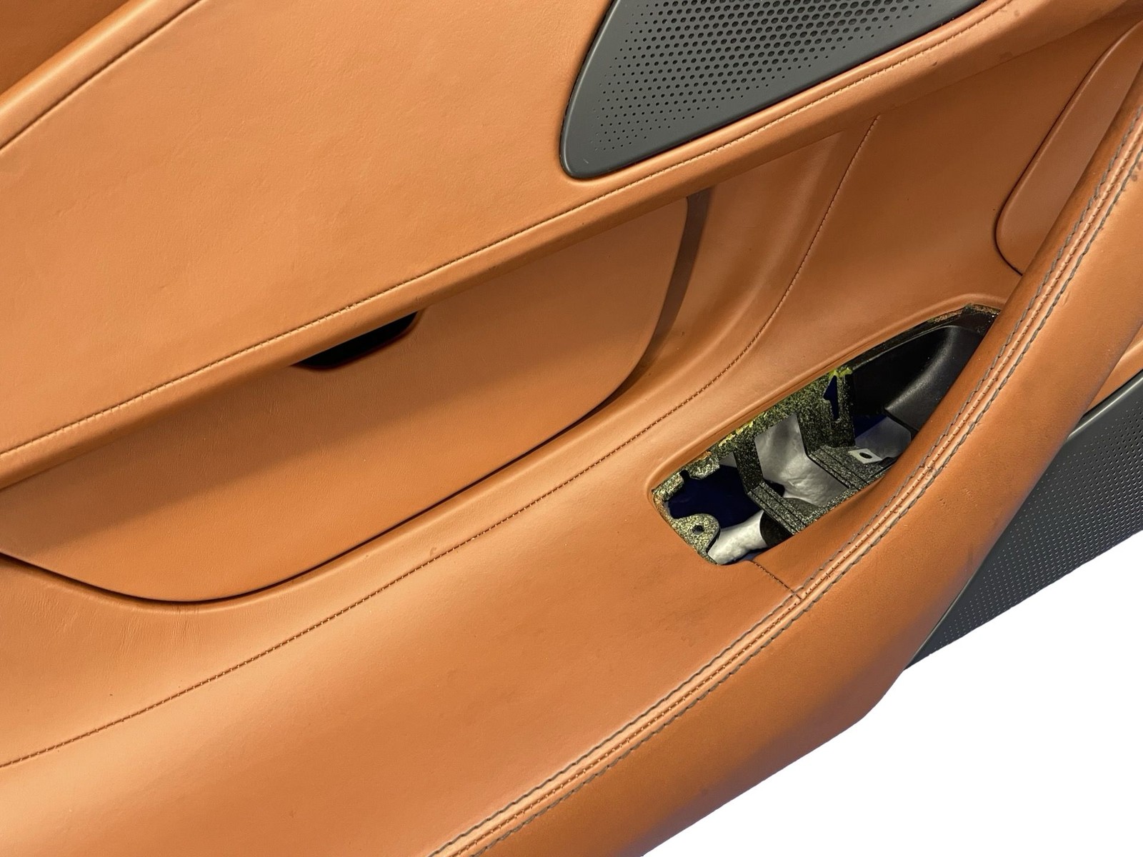 2016-2021 MCLAREN 570S FRONT LEFT INTERIOR DOOR TRIM COVER PANEL TAN LEATHER