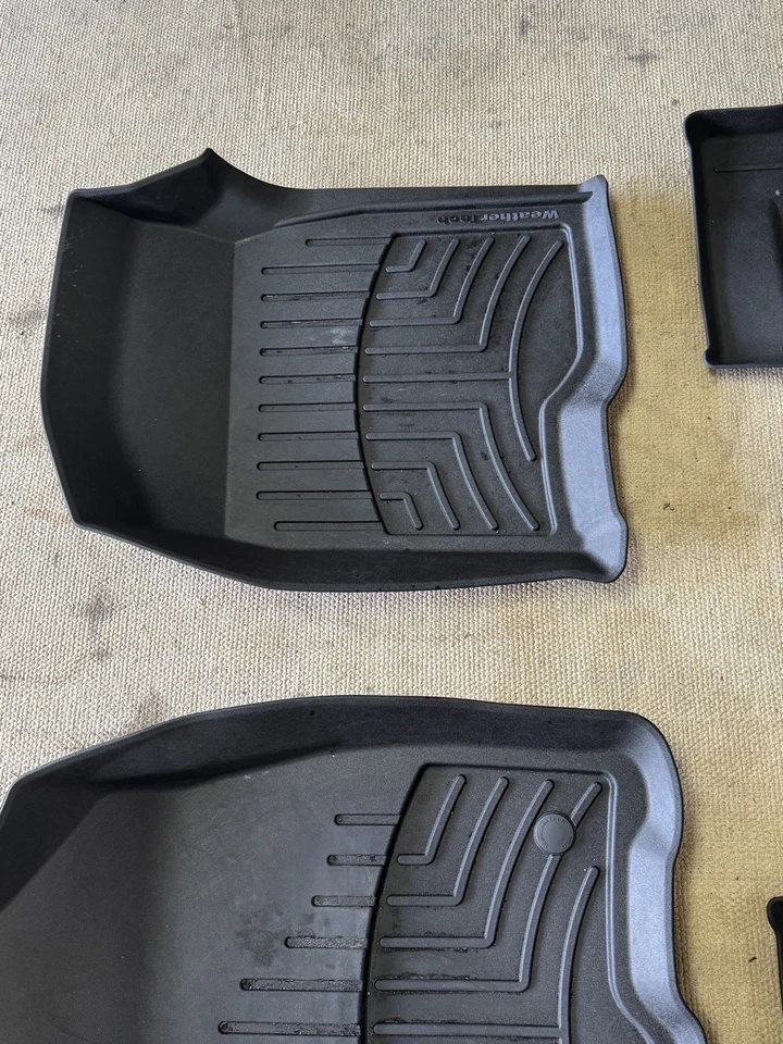 Напольные коврики 2021 GMC SIERRA 1500 WeatherTech HP для 441436-1-2IM - 1-й и 2-й ряд - Изображение 2 из 4