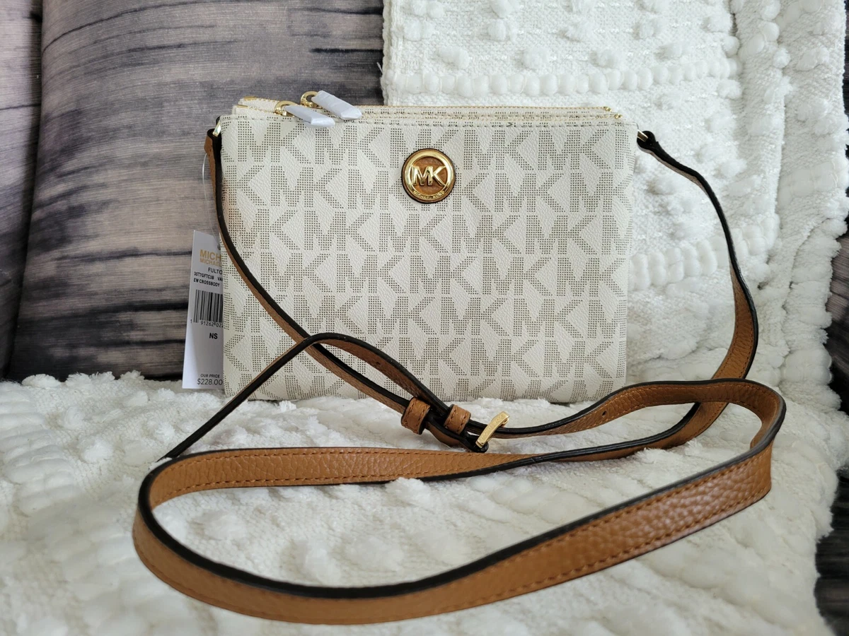 Crossbody Designer By Michael Kors Size: Medium