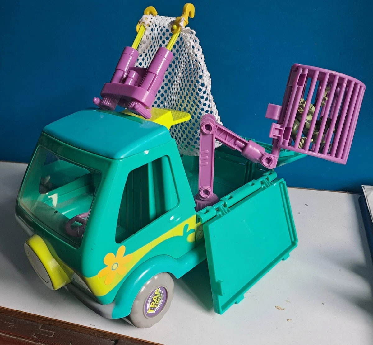 Combi Scooby-Doo Mystery Machine + 10 Figurines Articulées + Scooter - Occasion