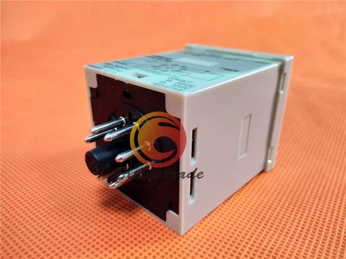 1PCS OMRON Timer H3CR-A8 100-240VAC NEW