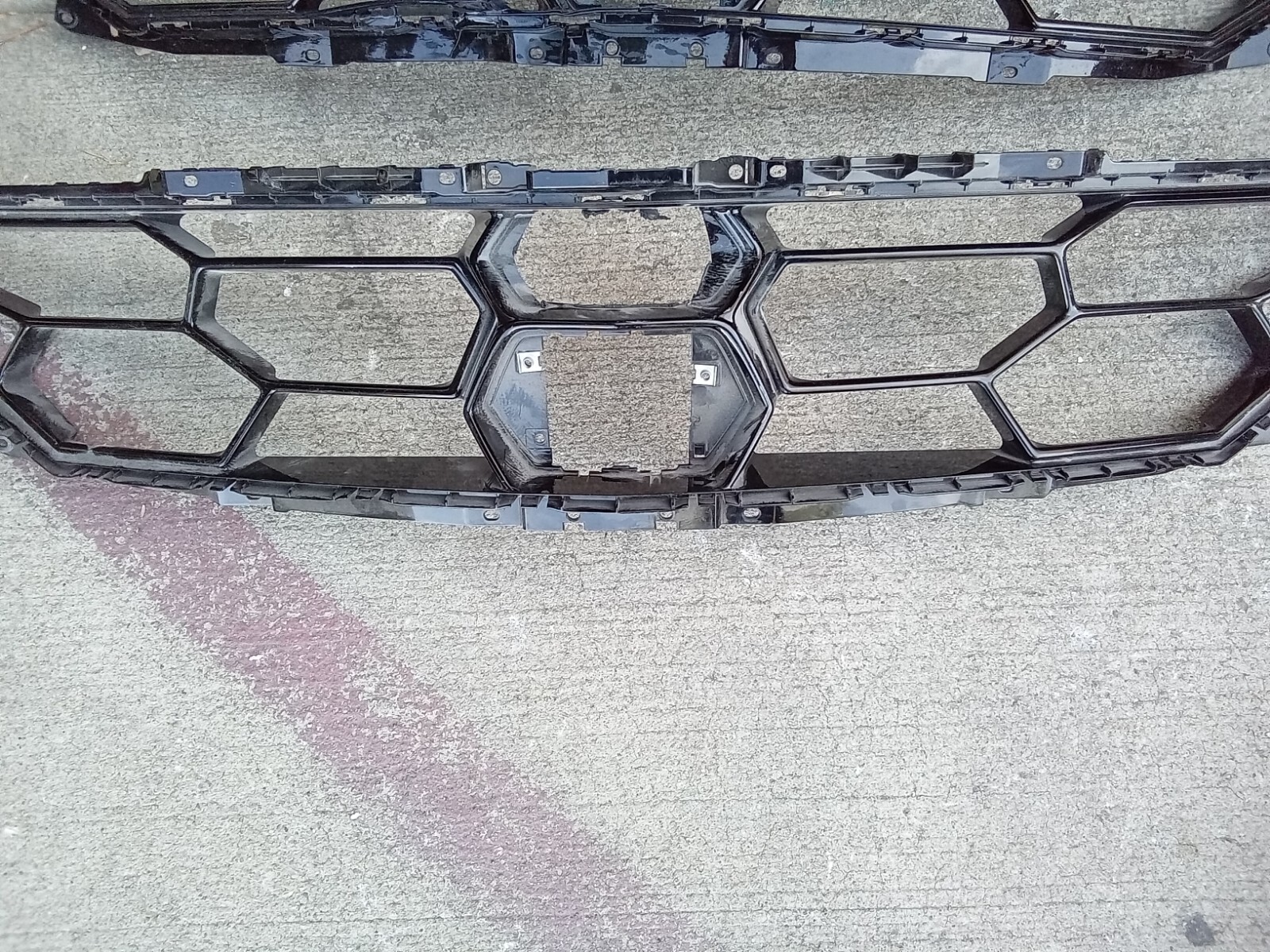 19-21 Lamborghini URUS front bumper Upper Grille Glossy Black 4ML807639BY9B OEM