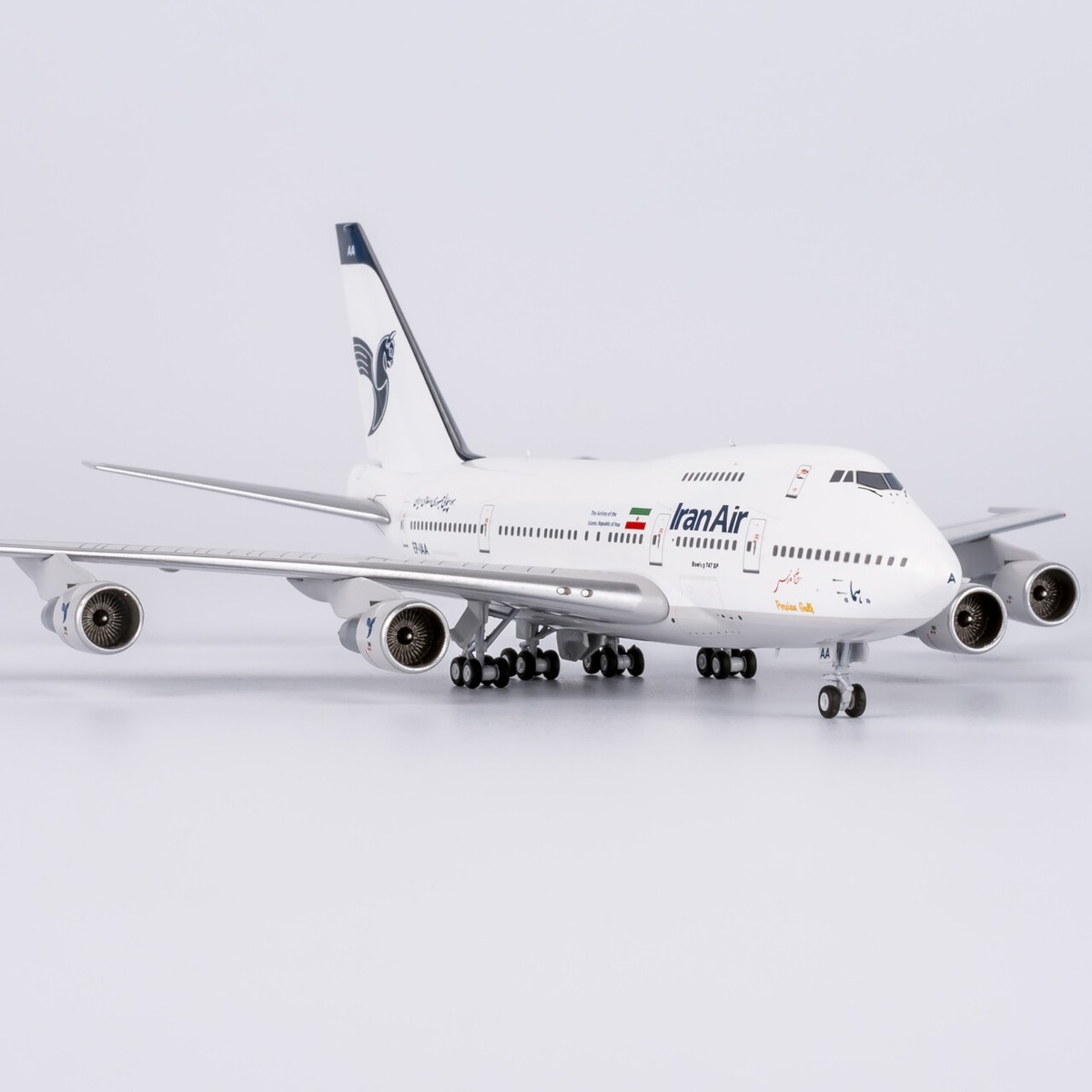 NG Model 1:400 B747SP イラン航空 EP-IAA 1:400 NG Models Iran Air Boeing 747SP Last Flight EP-IAA Diecast