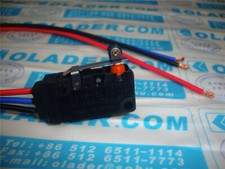 1pcs Nuovo D2VW-5L2A-1M 1A1B #W9