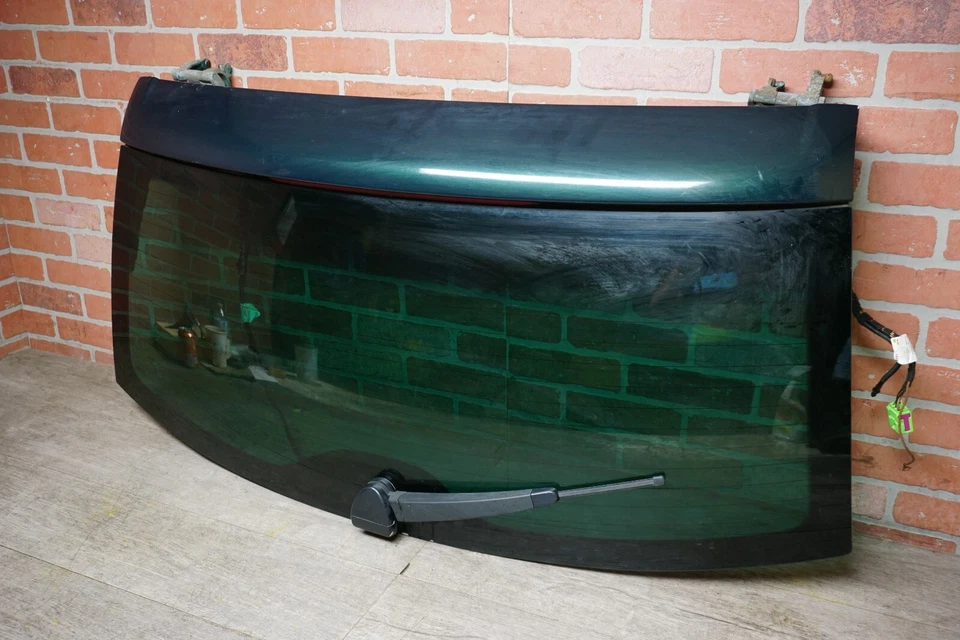 ЗЕЛЕНОЕ СТЕКЛО ЗАДНЕГО СТЕКЛА ЗАДНЕЙ ДВЕРИ 2004-2007 VOLKSWAGEN TOUAREG 7 Л СО СПОЙЛЕРОМ ОТ ОРИГИНАЛЬНОГО ПРОИЗВОДИТЕЛЯ - Изображение 3 из 4