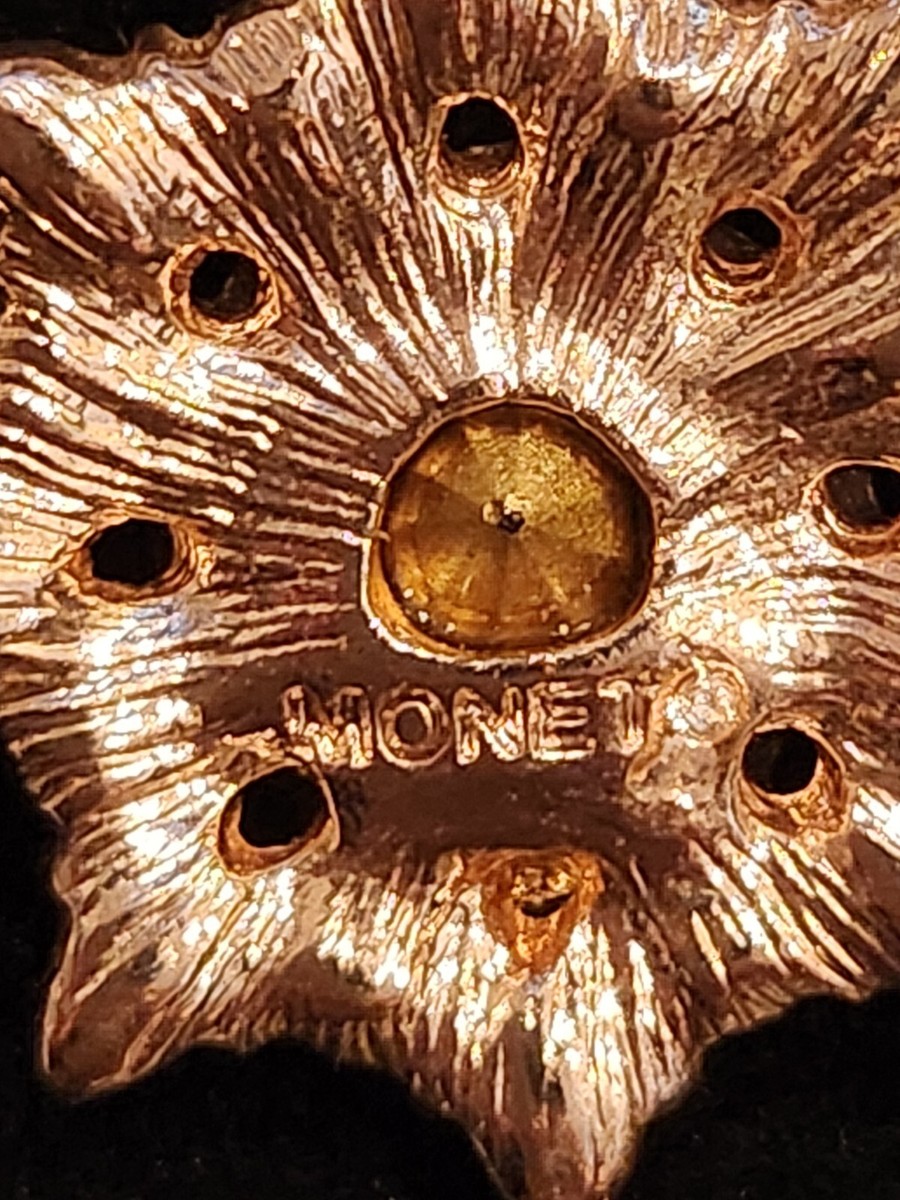 Vintage Monet Dangle Earrings Amber Crystals Goldtone  monet Vintage Gold Tone Burst Earrings | Sculptural Sunburst | Retro Glam display picture 1