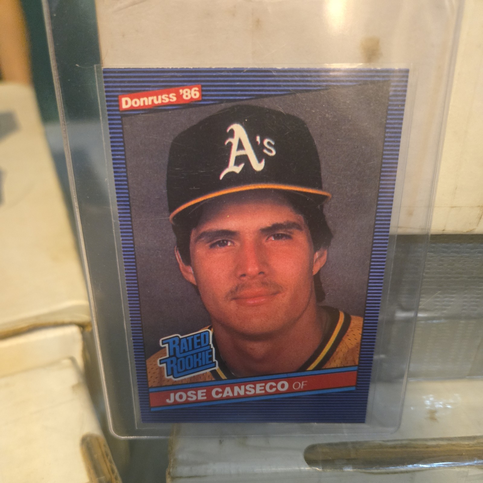 1986 Donruss - Rated Rookie Jose Canseco #39 (RC)