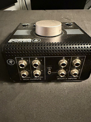 Mackie Big Knob Passive Monitor Controller Source/Monitor Select Dim Mute Mono
