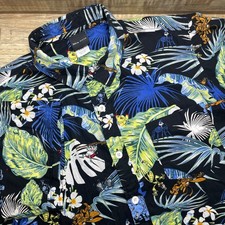 Disney Pixar A Bug's Life Tropical Floral Button Up Shirt Mens Medium Black EUC