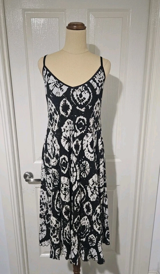Motto Made In Australia Black And White Dress Size 14