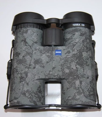 Zeiss TERRA ED 10x42 CAMO serie especial con bolsa nuevo embalaje original promoción precio especial