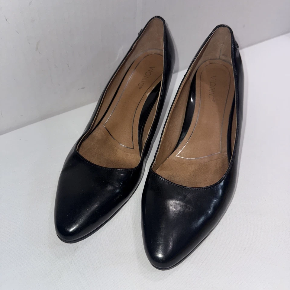 Vionic Mia Black Leather Pumps Old Money Formal Office Pointed Toe Workwear Shoe - Image 2 of 4