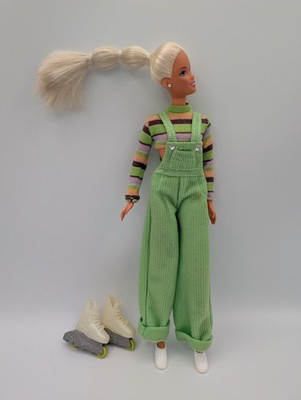 1995 ''In-Line Skating'' Barbie (Redressed in 1997 ''Extreme Green'' Fashion)