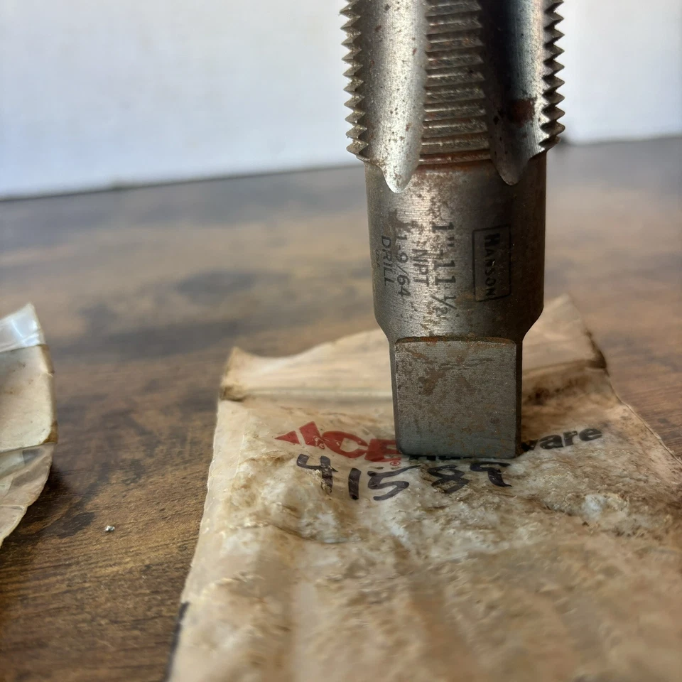 2 Vintage Irwin Hanson NPT Taper Pipe Taps - 3/4-14 NPT 29/32, 1-11 1/2 - 1-9/64 - Image 4 of 4