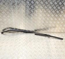 MASERATI QUATTROPORTE M156 Front Wiper Right Arm W/ Blade LHD 670001642 2014