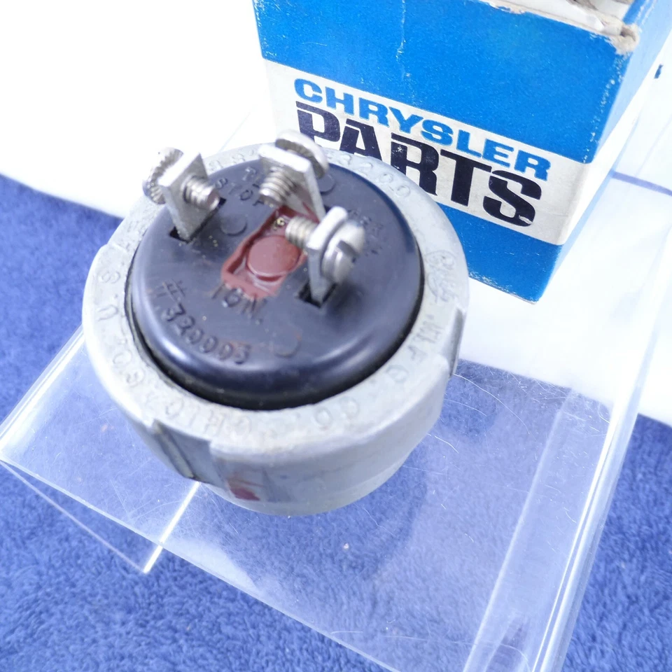 Interruptor de luz de freno 1963-1968 Dodge LCF camión 600-1000 remolque de freno nuevo 2507066 Foto 4 de 4