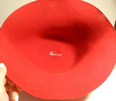 SAN DIEGO HAT CO.RED COLOR 100% WOOL HAT FLOWER DESIGN SZ  display picture 2